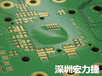 散熱差可能導(dǎo)致PCB阻焊層的剝離。